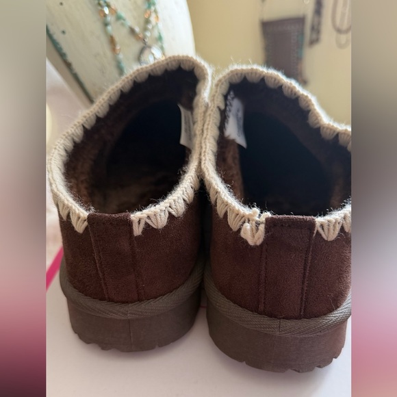 Boho / hippie Brown loafer Shoes with Cream Trim new in the box - Picture 5 of 9